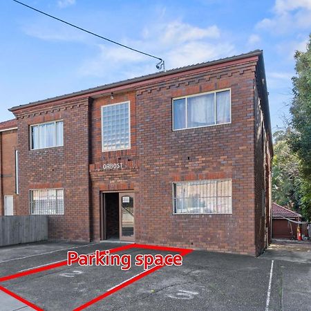 Burwood New 2 Bedroom 2 Bathroom Apartment Sydney Exterior foto