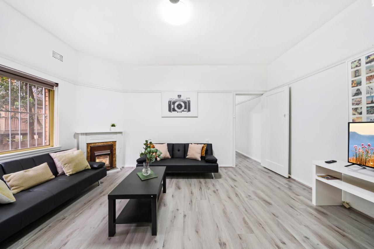 Burwood New 2 Bedroom 2 Bathroom Apartment Sydney Exterior foto