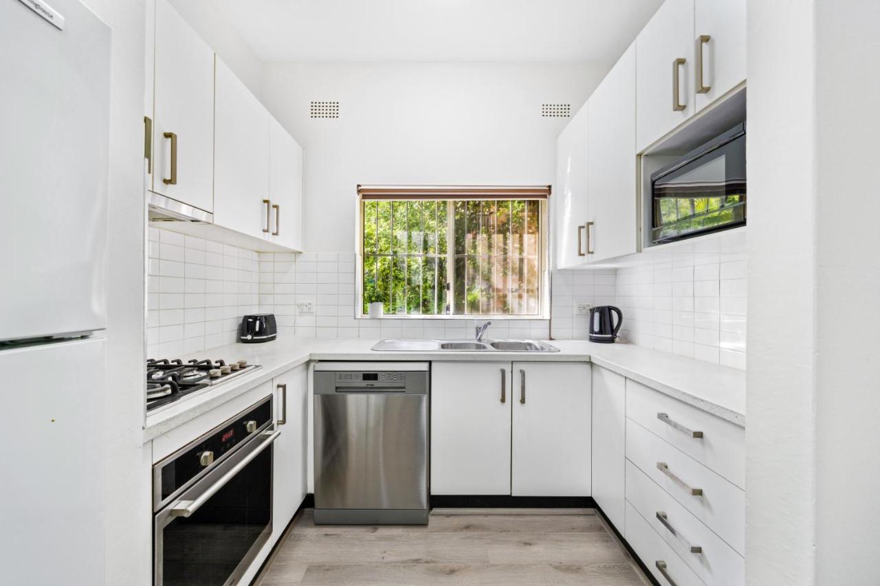 Burwood New 2 Bedroom 2 Bathroom Apartment Sydney Exterior foto