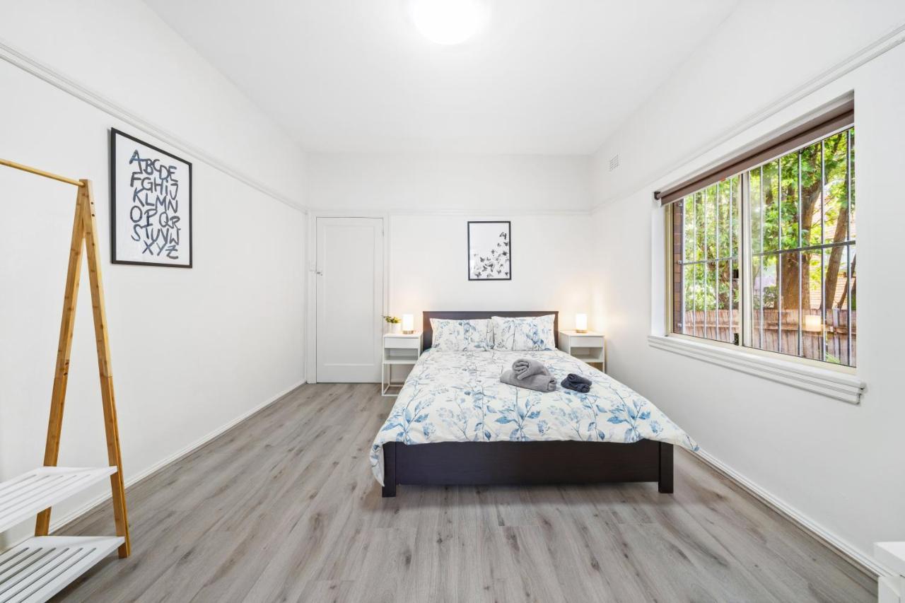 Burwood New 2 Bedroom 2 Bathroom Apartment Sydney Exterior foto